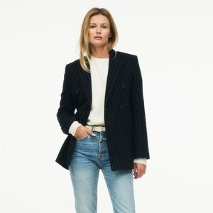 NWT ZARA LIMITED EDITION WOOL BLEND BLAZER
NAVY BLUE SIZE M